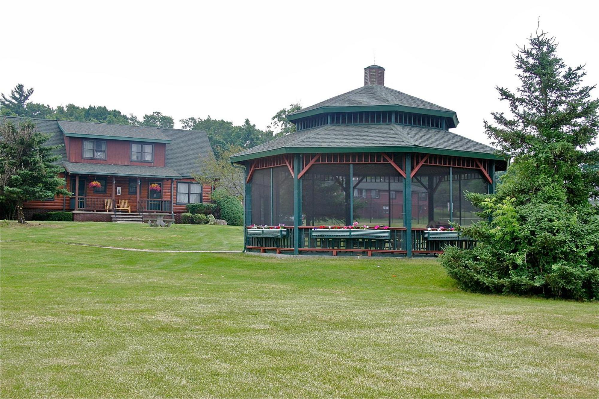 Stone Fence Resort Ogdensburg Εξωτερικό φωτογραφία