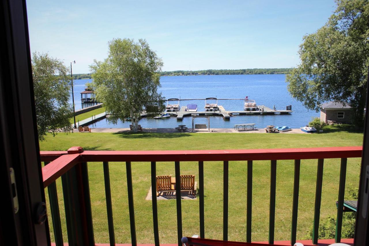 Stone Fence Resort Ogdensburg Εξωτερικό φωτογραφία